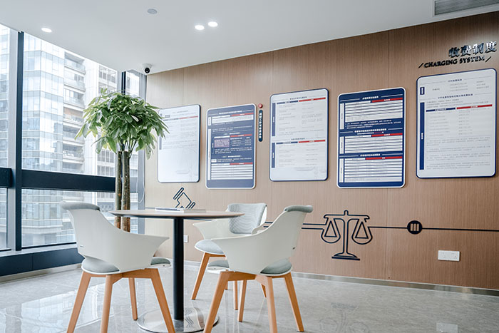 杭州律所辦公室裝修設(shè)計(jì)：專業(yè)感、私密性與品牌調(diào)性的統(tǒng)一